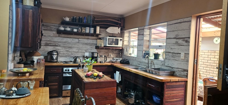 3 Bedroom Property for Sale in Noorsekloof Eastern Cape
